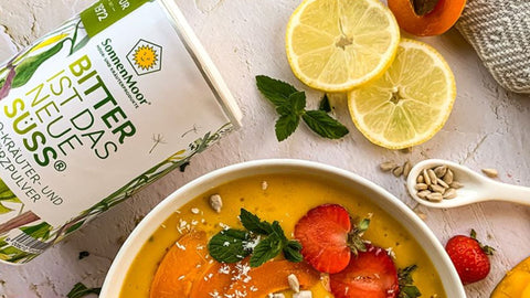Erfrischende Mangosmoothie Bowl aus nur fünf Zutaten - SonnenMoor