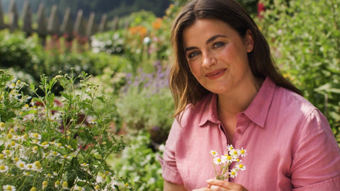 Frau mit Blumen